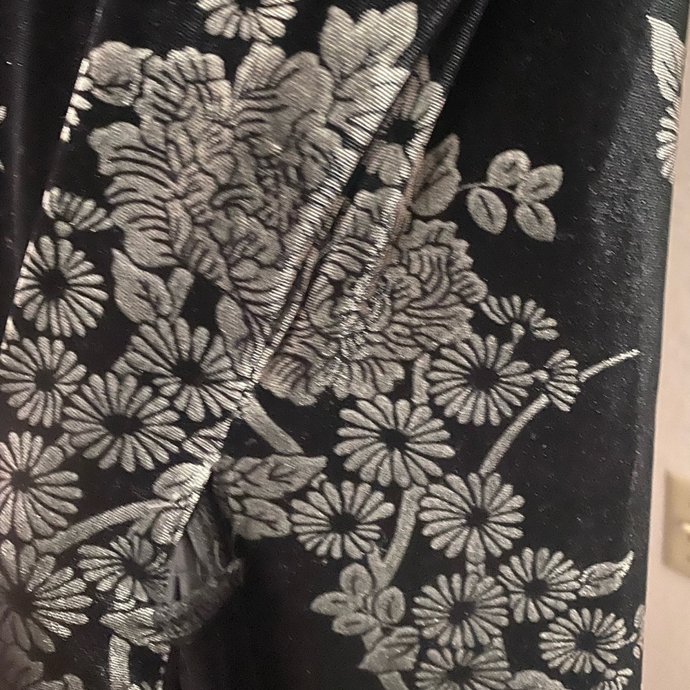 Dress - Picture 5 of 7